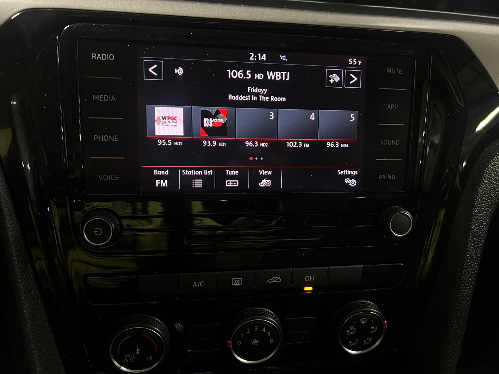 Thumbnail: 2021 Volkswagen Passat - 4