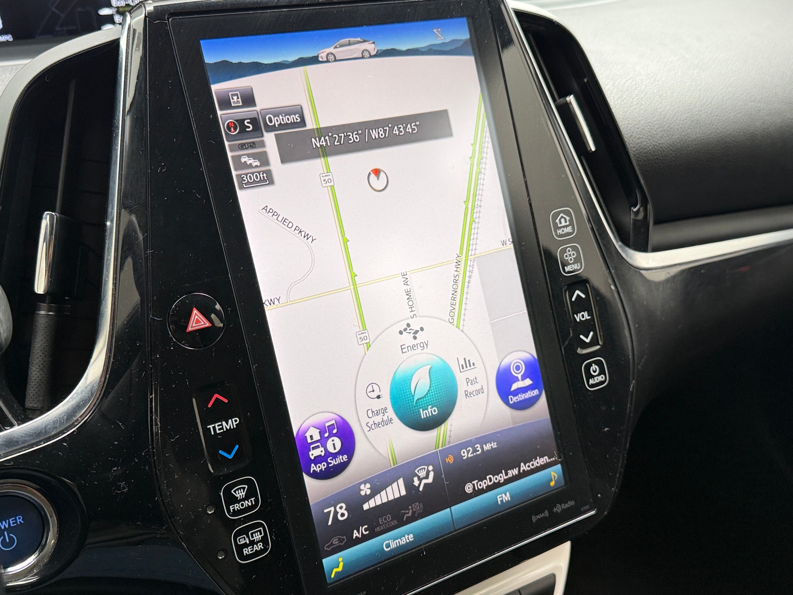 Thumbnail: 2017 Toyota Prius Prime - 3