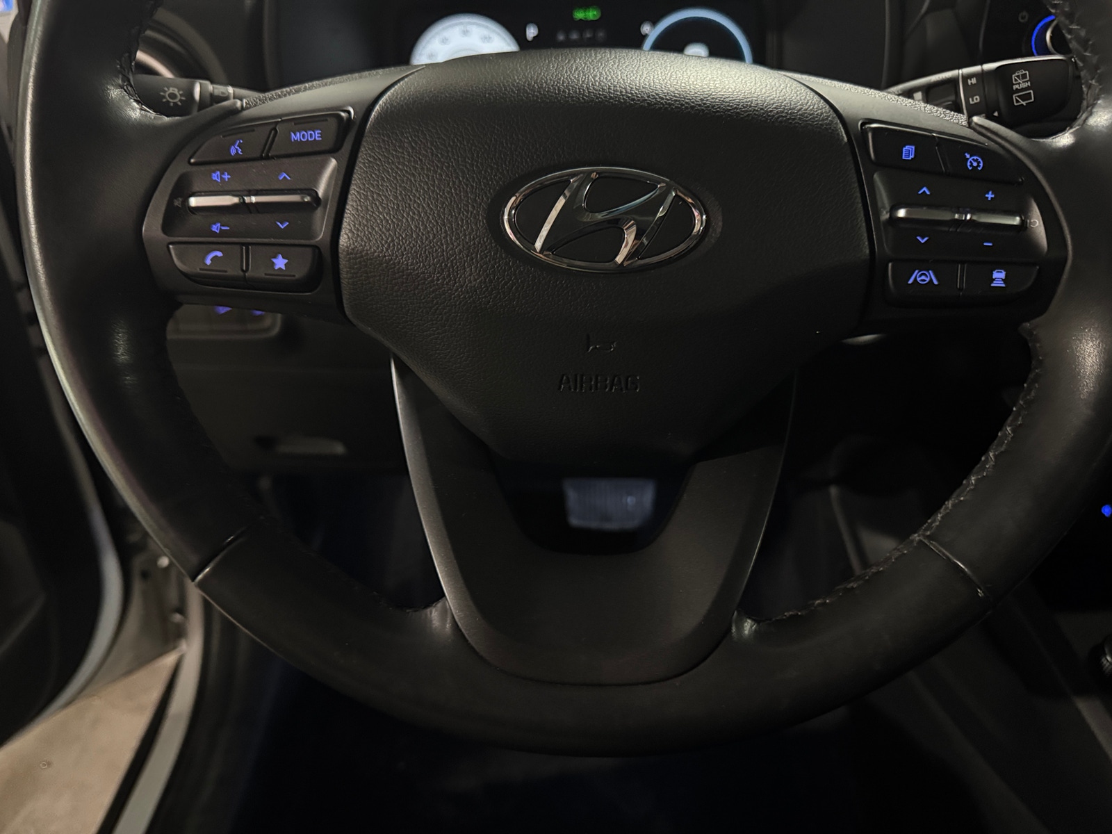 Thumbnail: 2022 Hyundai Kona - 4