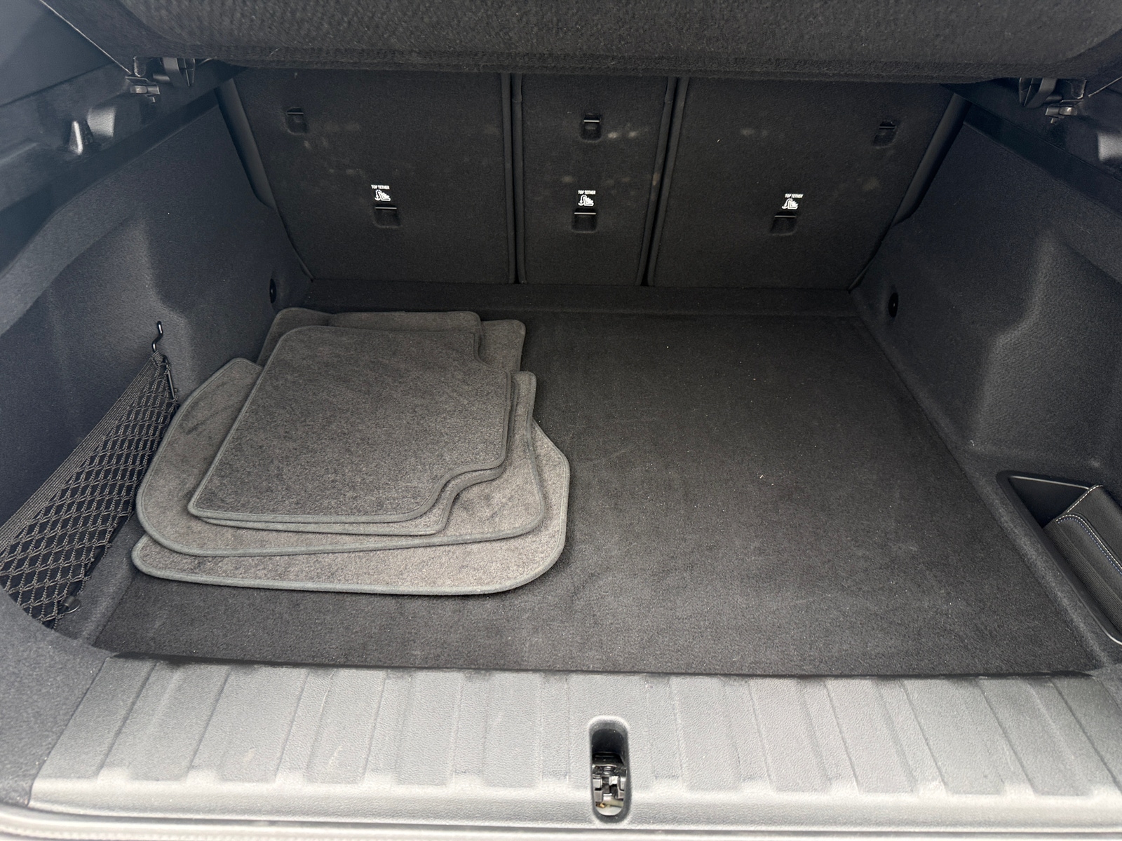 Thumbnail: 2025 BMW X2 - 6