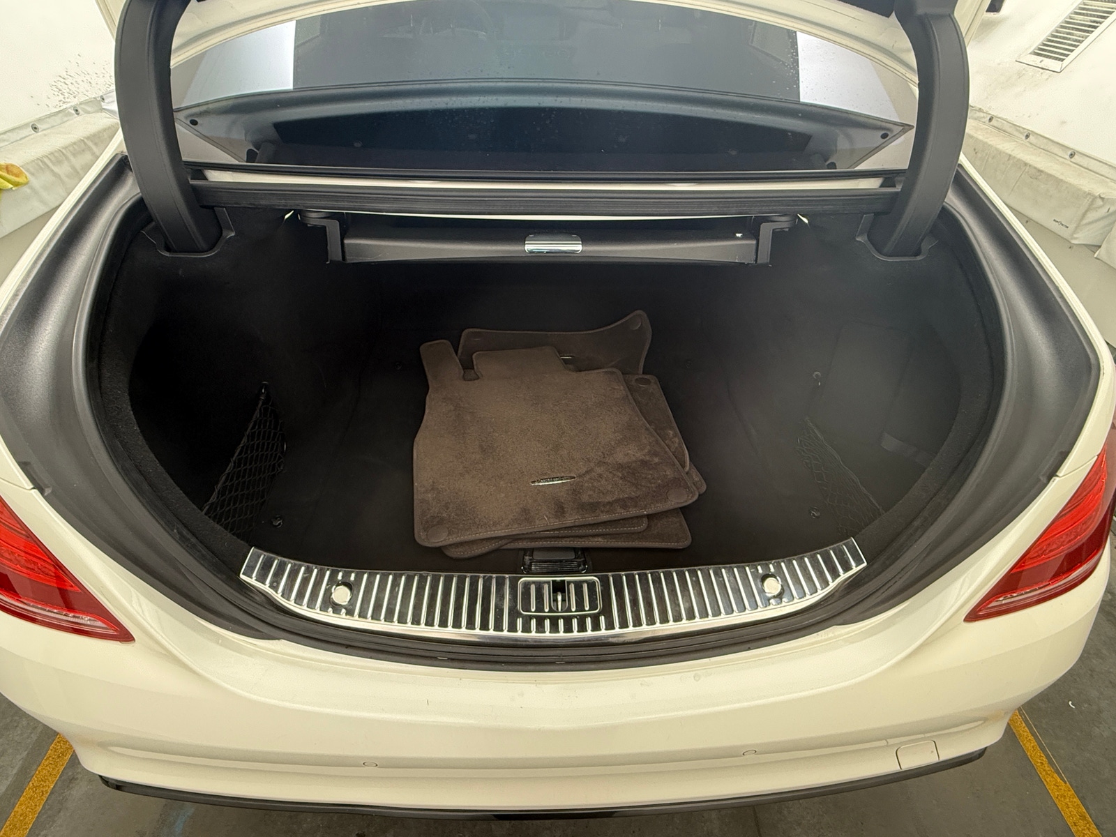 Thumbnail: 2017 Mercedes-Benz S-Class - 6