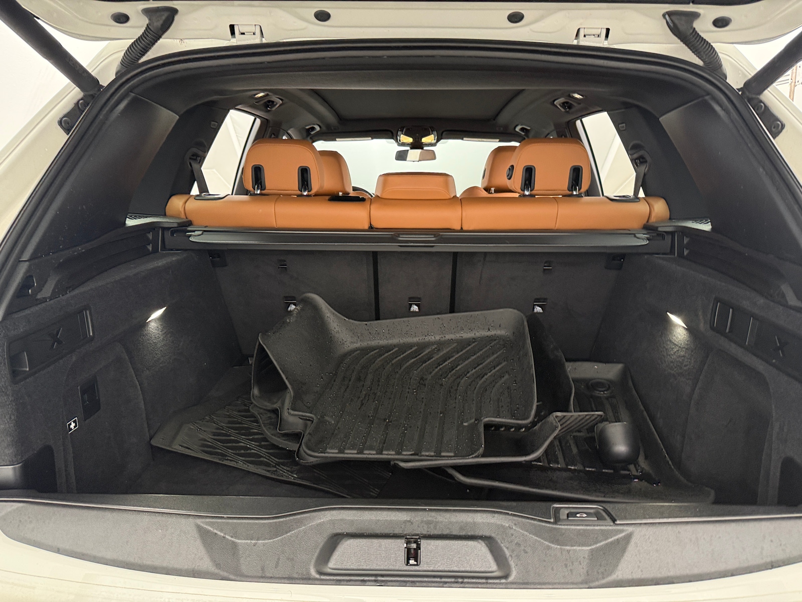 Thumbnail: 2023 BMW X5 - 6