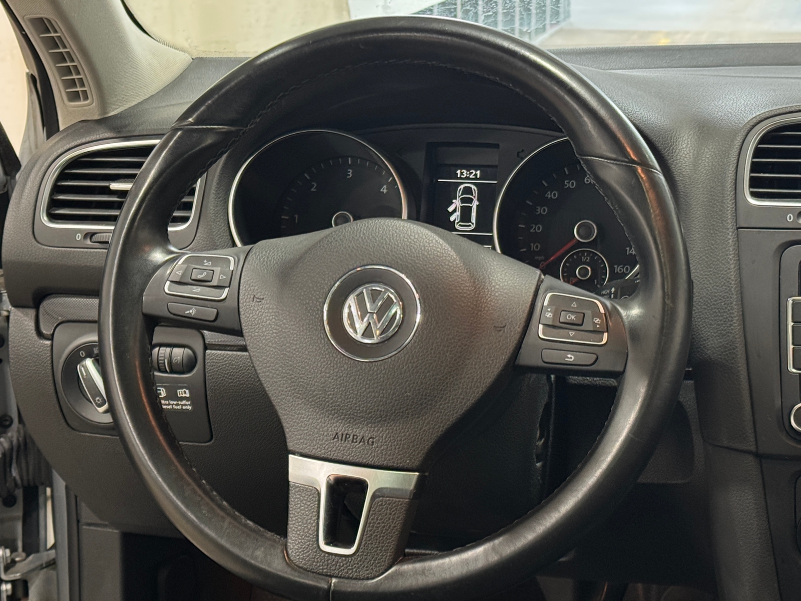 Thumbnail: 2012 Volkswagen Jetta - 4