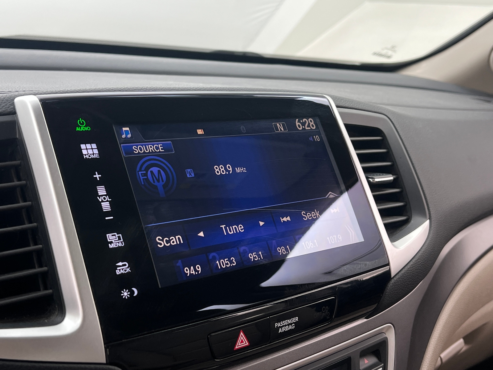 Thumbnail: 2016 Honda Pilot - 3