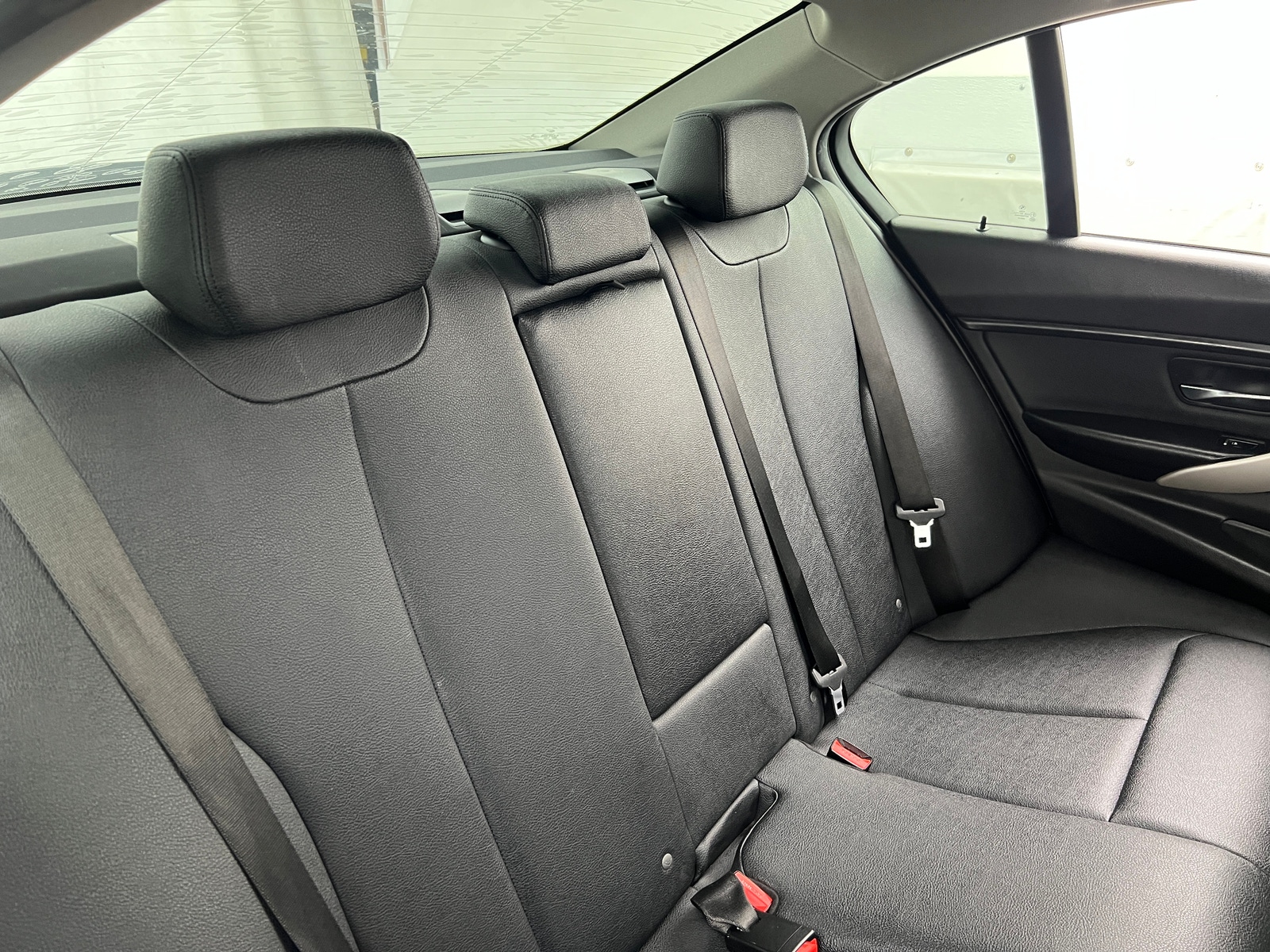 Thumbnail: 2018 BMW 3 Series - 5