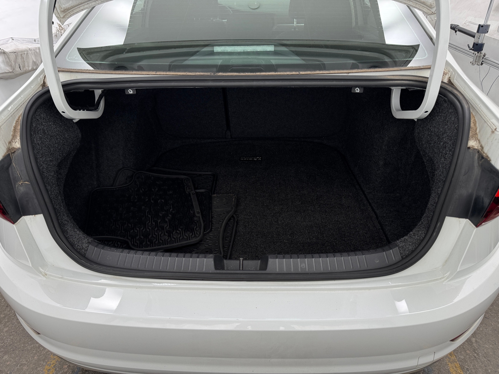 Thumbnail: 2021 Volkswagen Jetta - 7