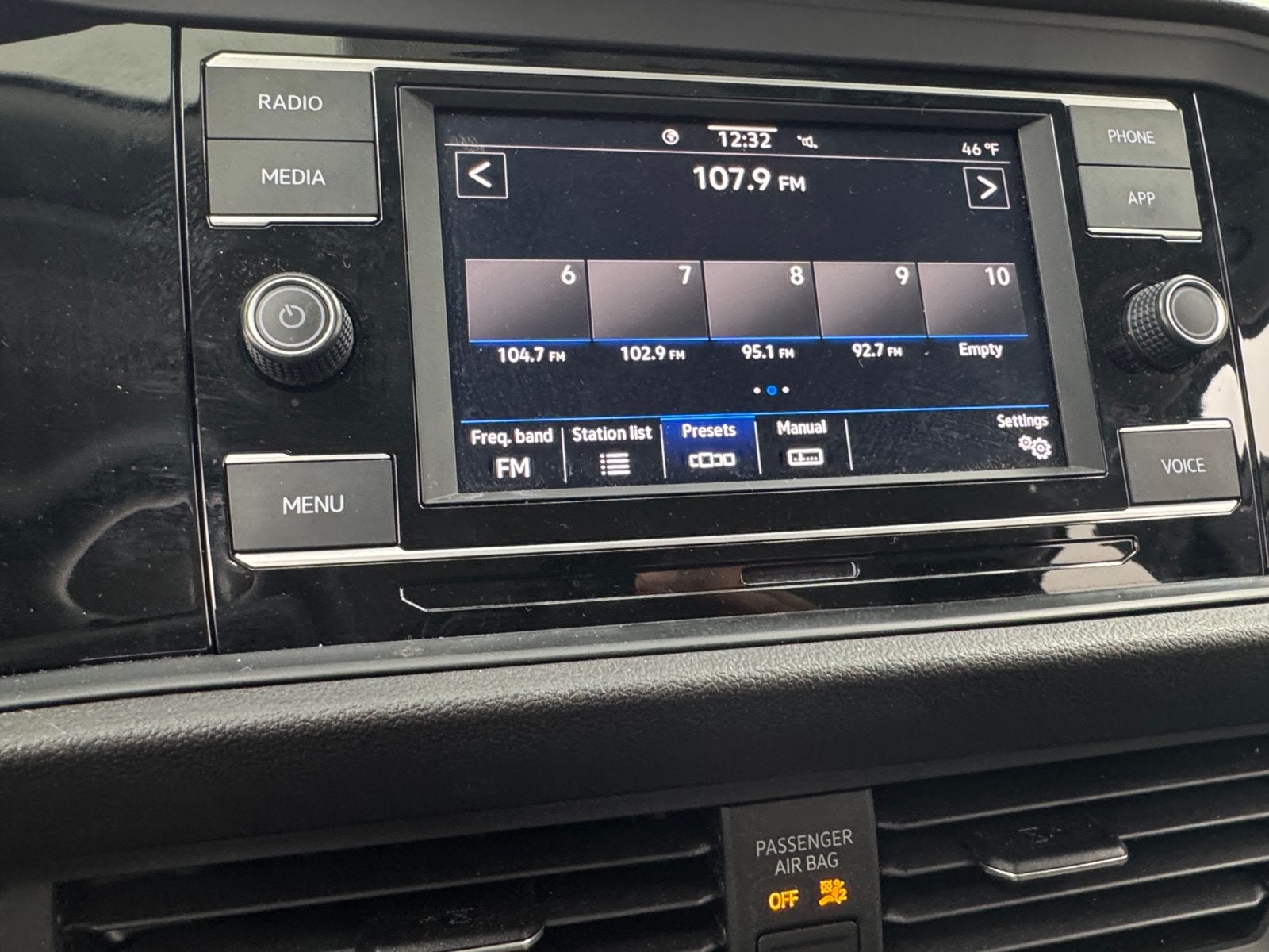 Thumbnail: 2021 Volkswagen Jetta - 4