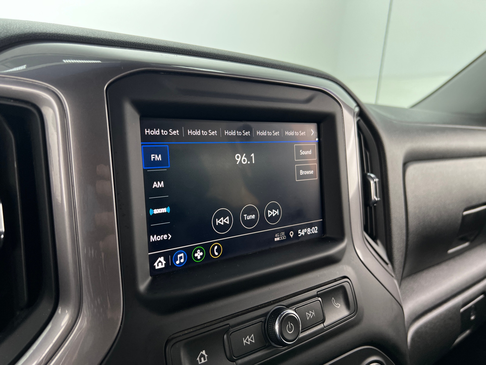 Thumbnail: 2022 Chevrolet Silverado 1500 - 4