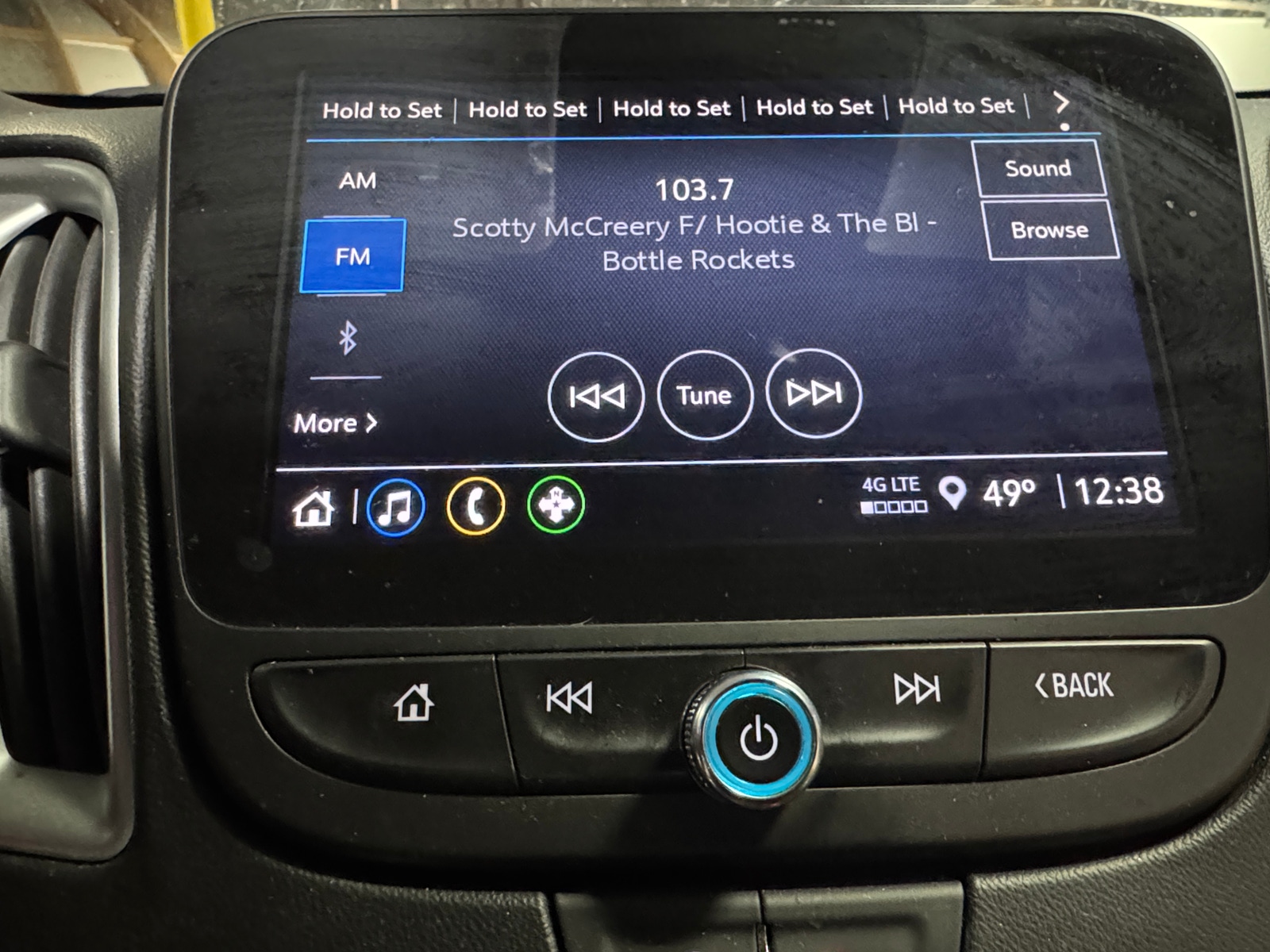 Thumbnail: 2023 Chevrolet Malibu - 4