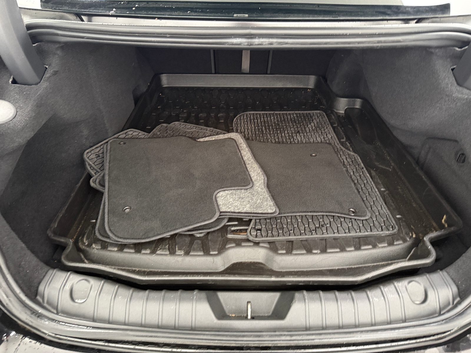 Thumbnail: 2024 Jaguar XF - 6