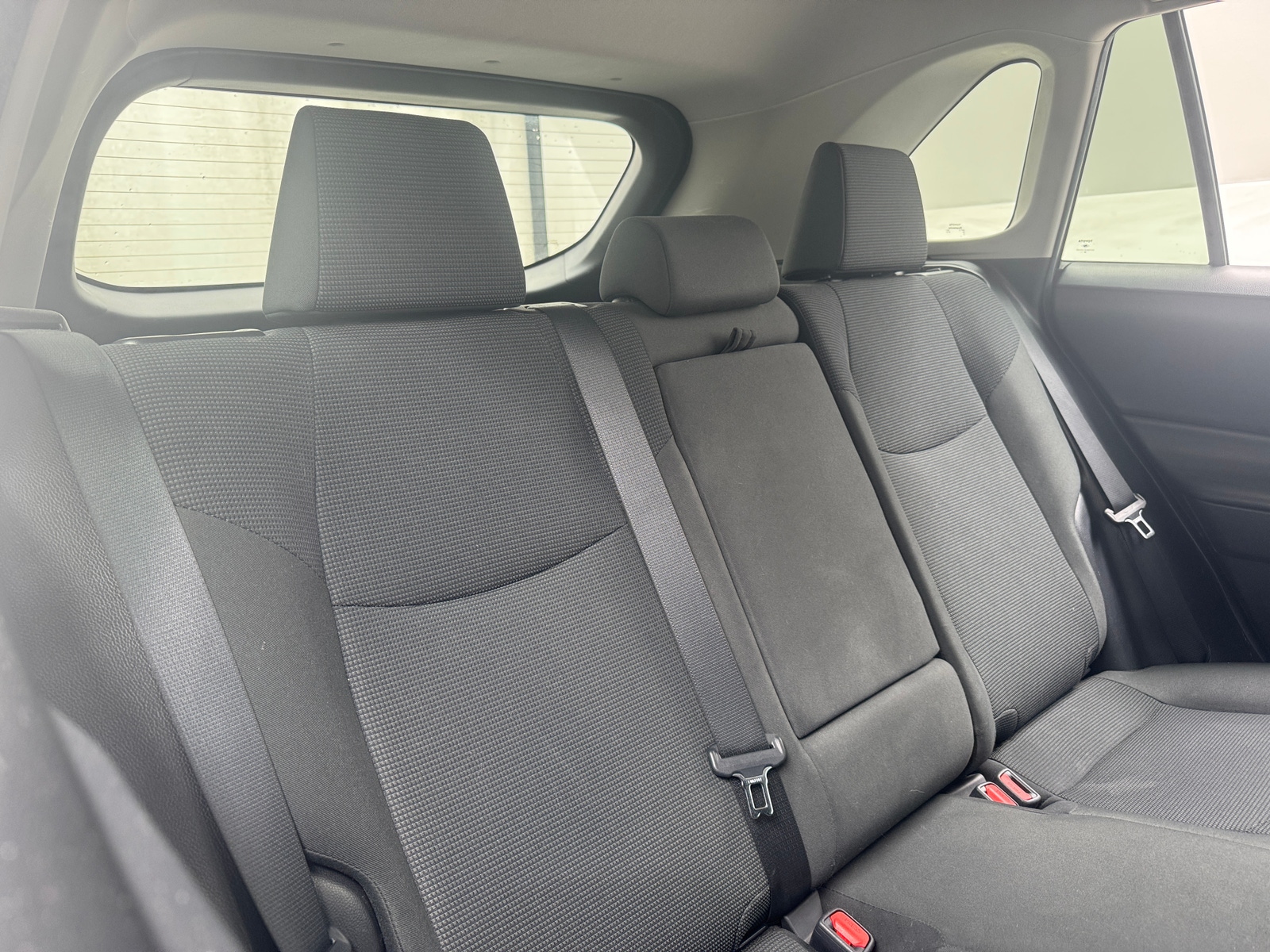 Thumbnail: 2021 Toyota RAV4 - 6