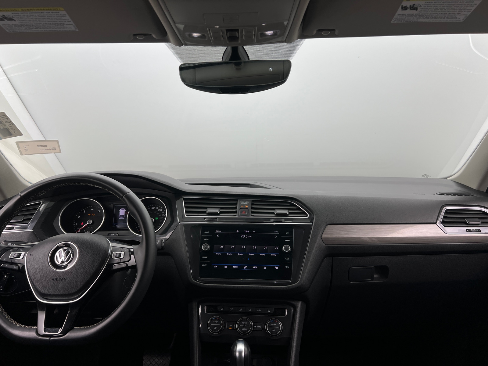 Thumbnail: 2021 Volkswagen Tiguan - 2