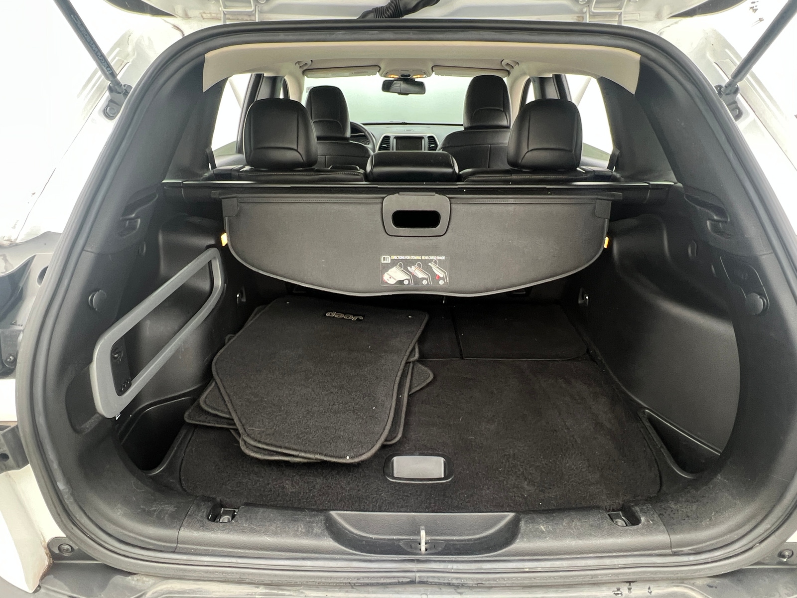 Thumbnail: 2014 Jeep Cherokee - 7