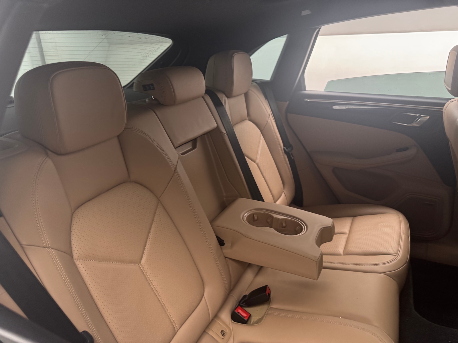 Thumbnail: 2020 Porsche Macan - 5