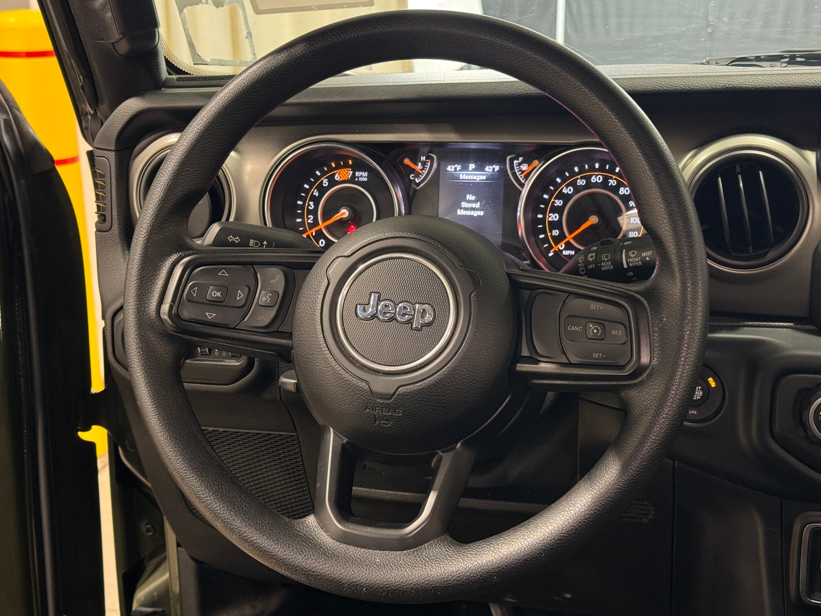 Thumbnail: 2021 Jeep Wrangler - 5