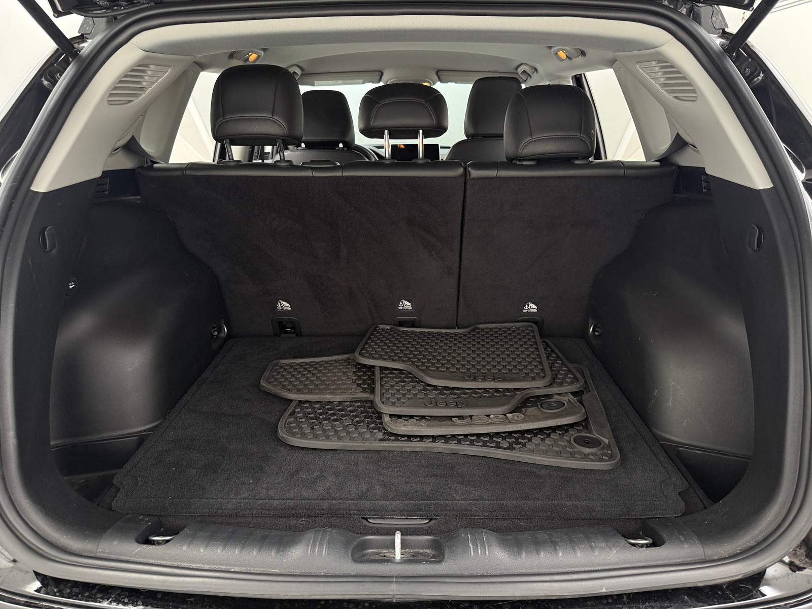 Thumbnail: 2022 Jeep Compass - 6