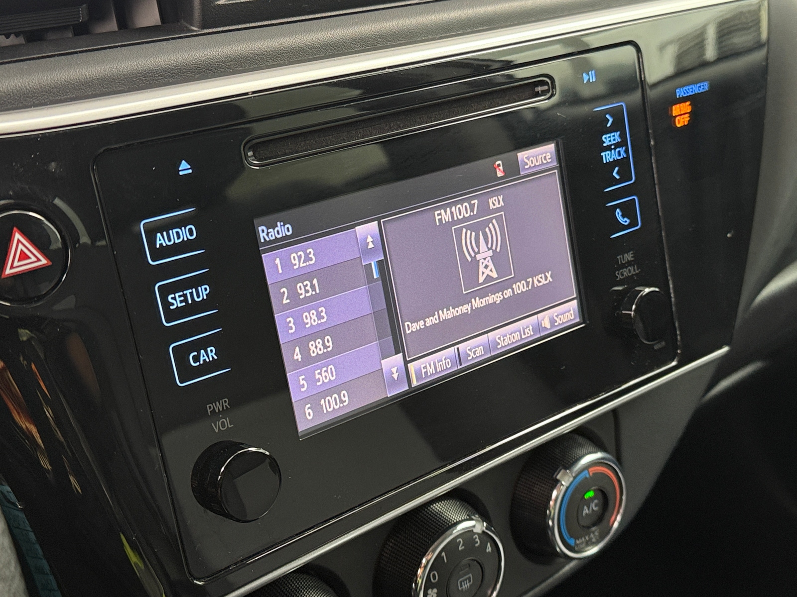 Thumbnail: 2019 Toyota Corolla - 4