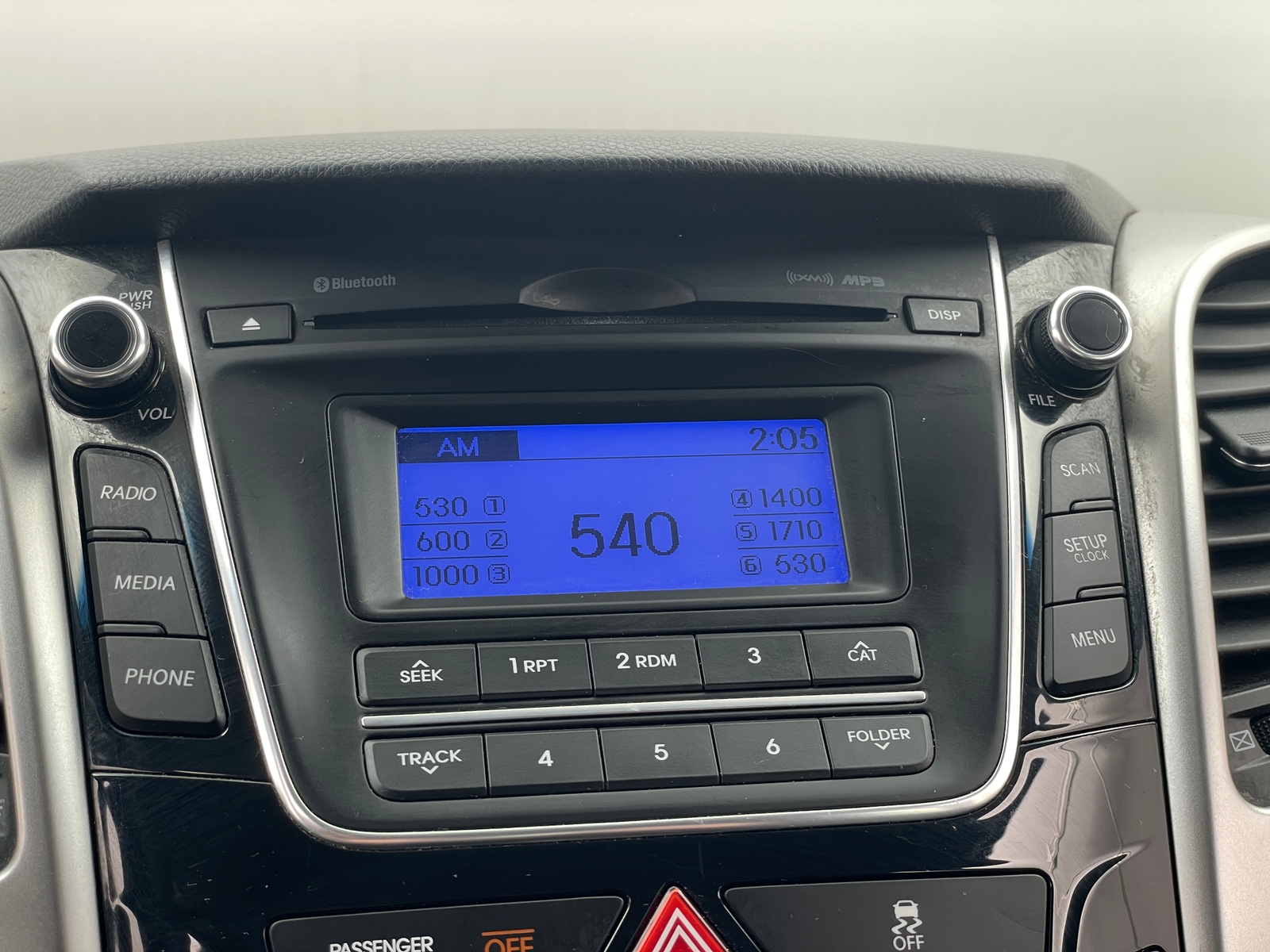 Thumbnail: 2013 Hyundai Elantra - 4