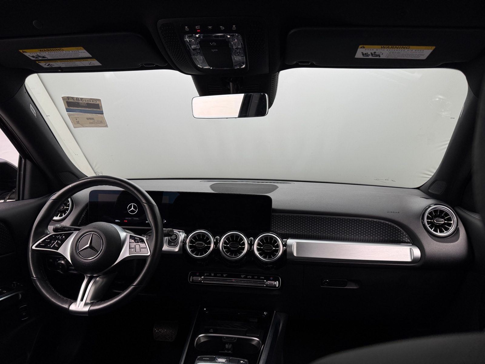 Thumbnail: 2025 Mercedes-Benz GLB - 2