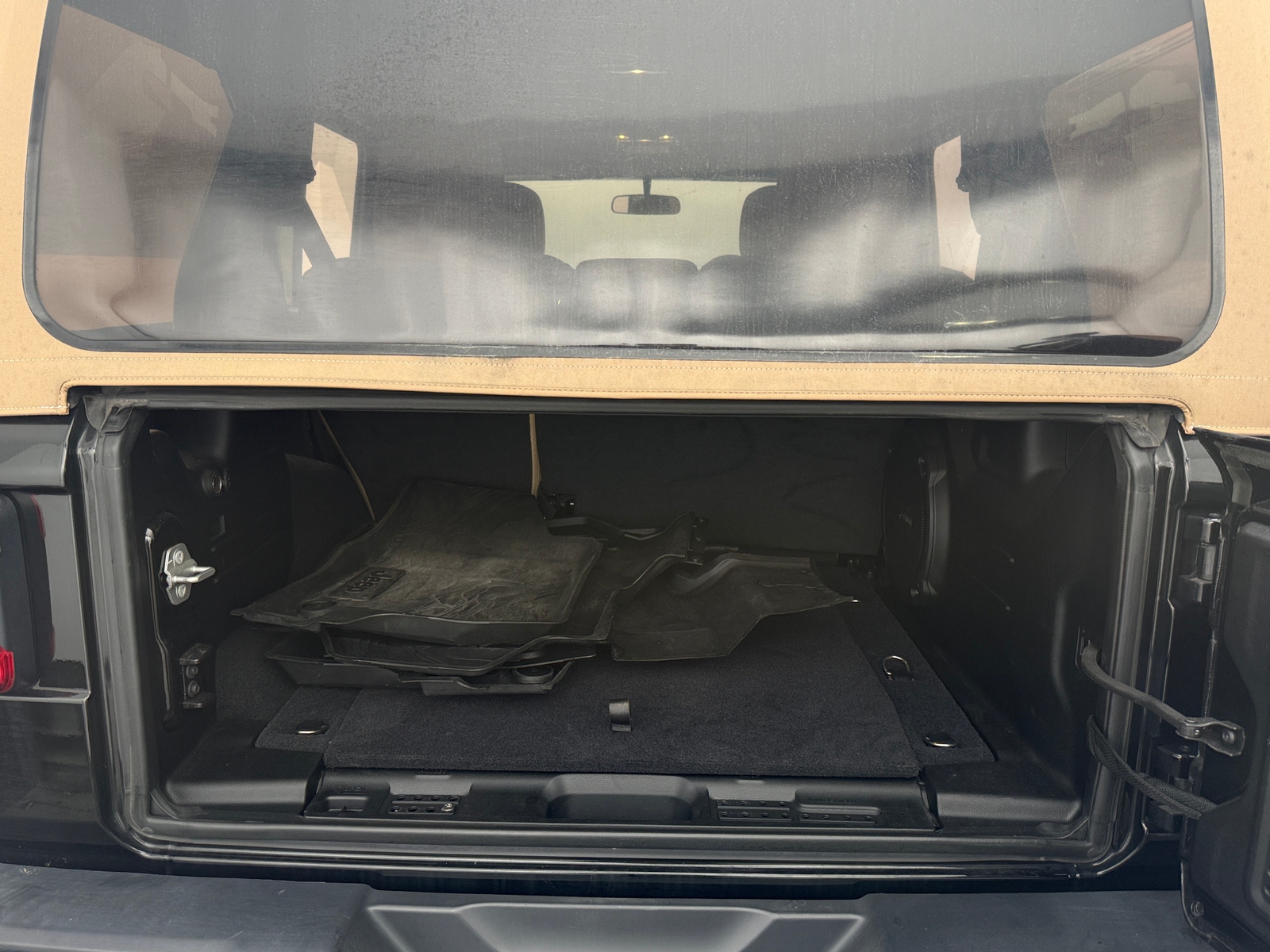 Thumbnail: 2020 Jeep Wrangler - 7