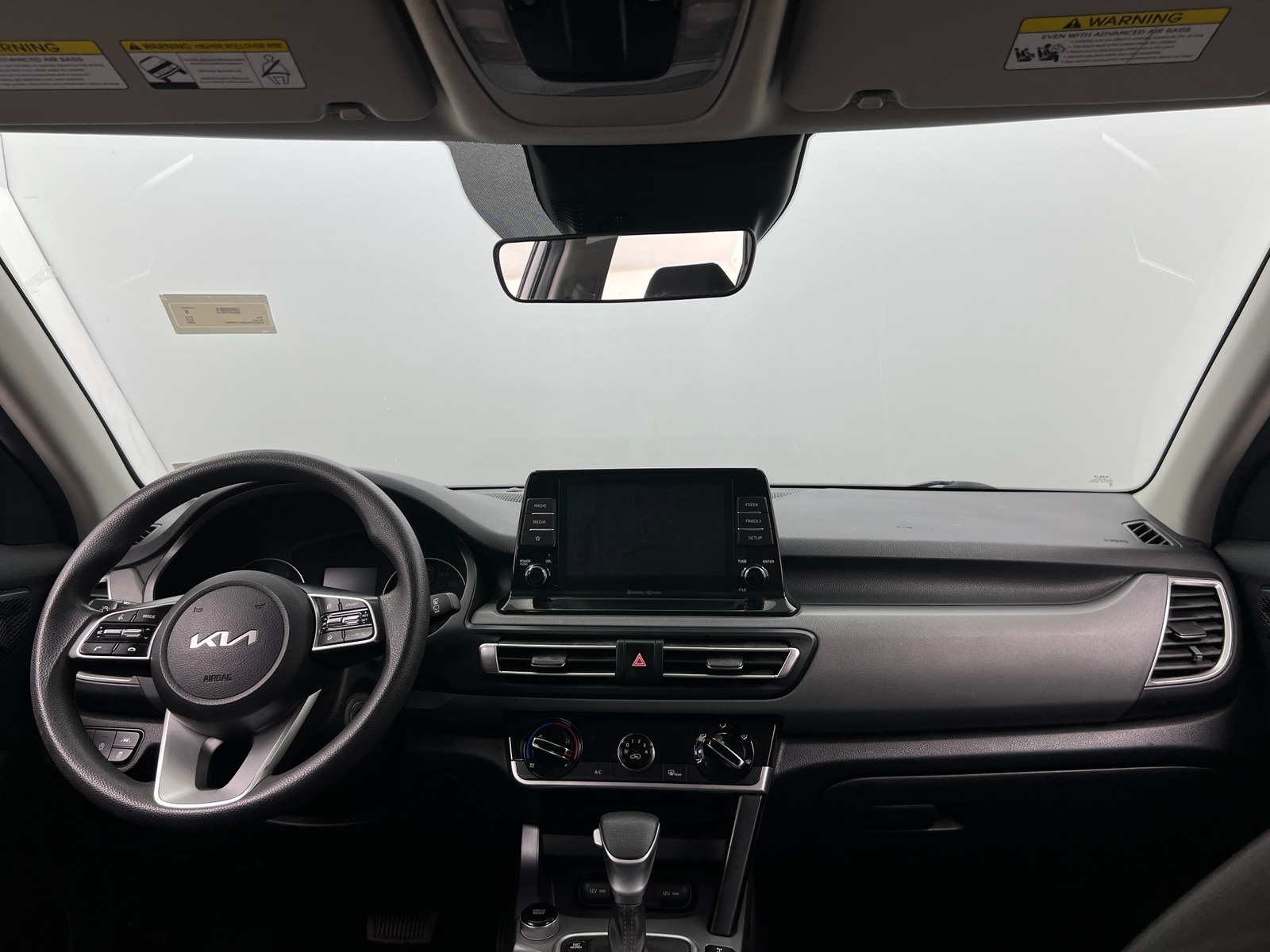 Thumbnail: 2022 Kia Seltos - 3