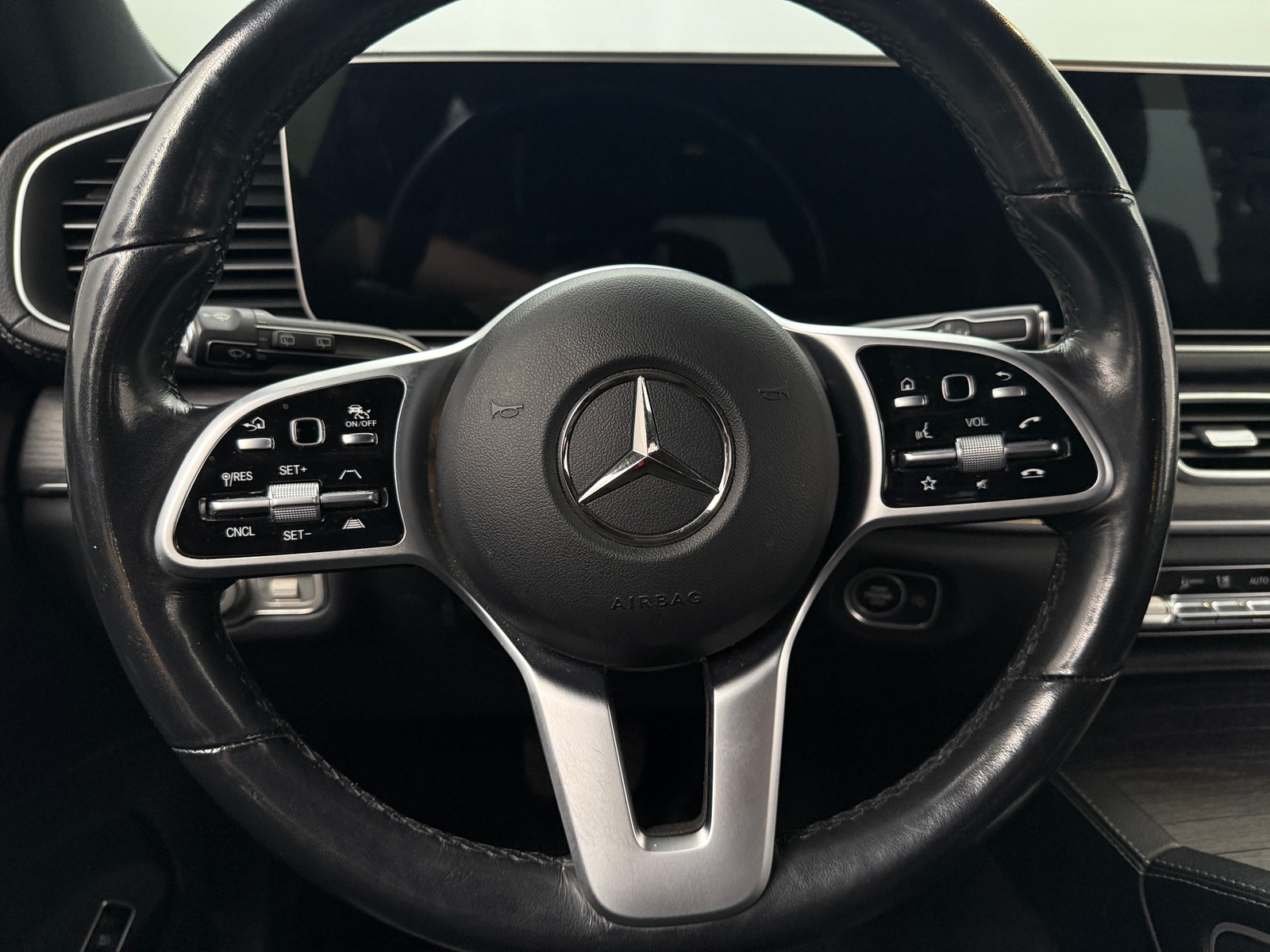 Thumbnail: 2021 Mercedes-Benz GLS - 4