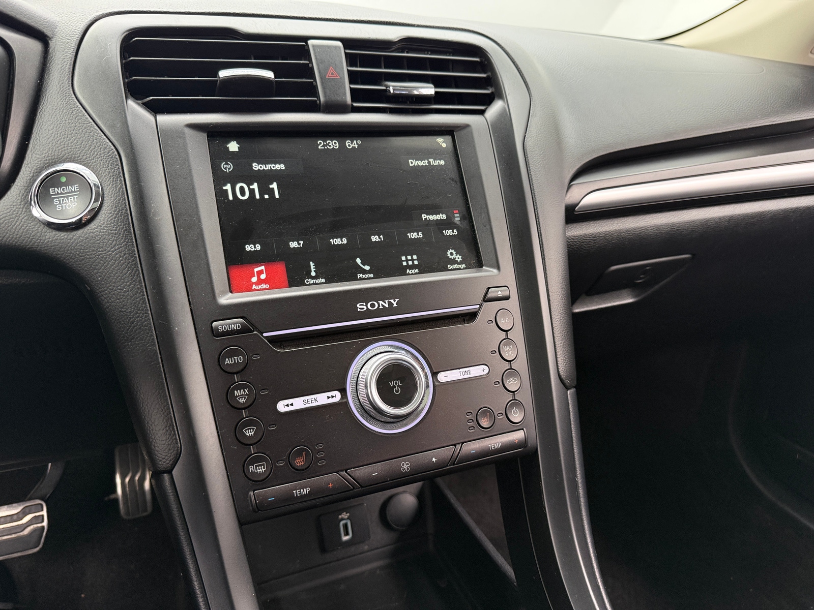 Thumbnail: 2018 Ford Fusion - 3