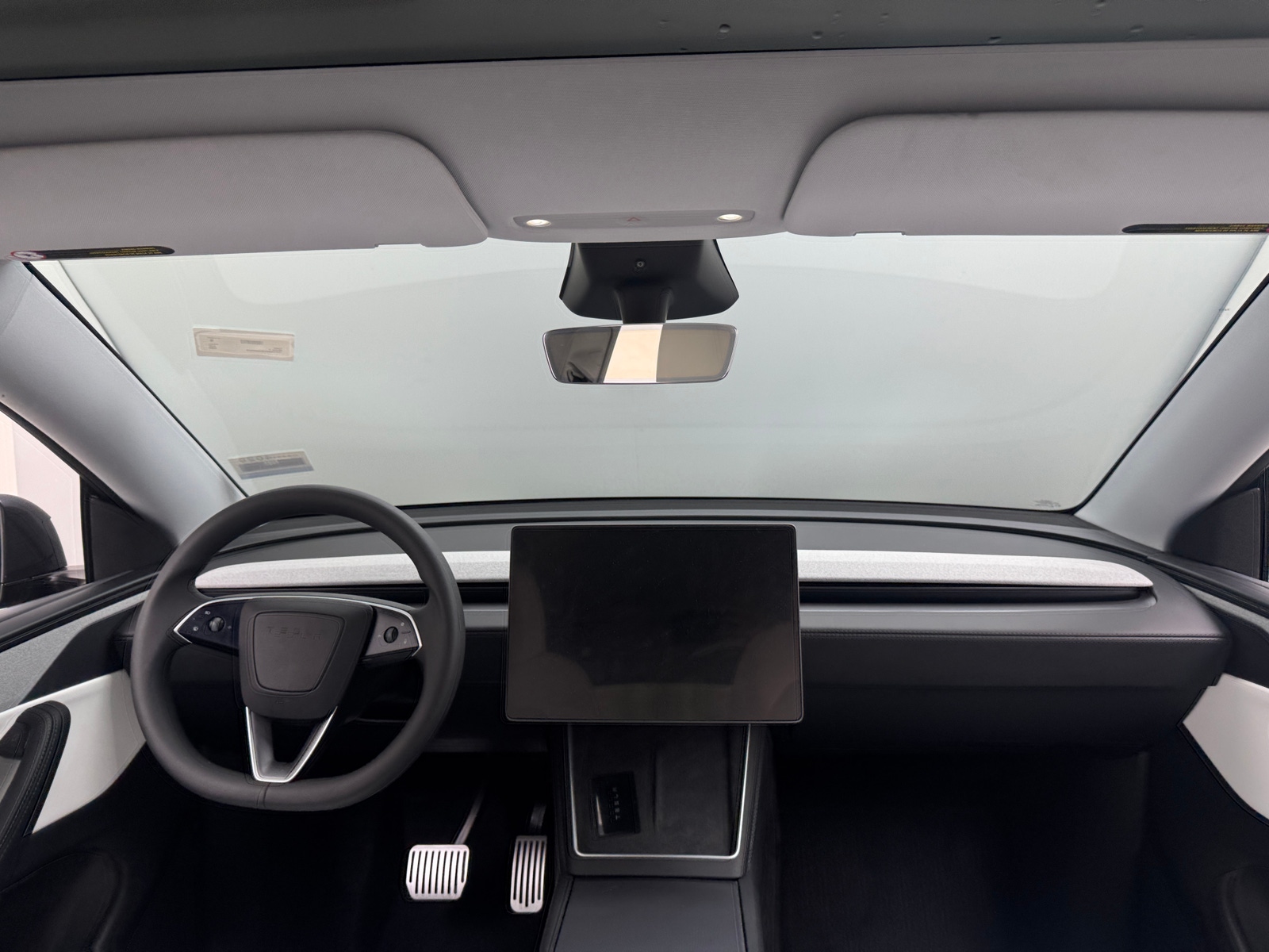 Thumbnail: 2026 Tesla Model Y - 2