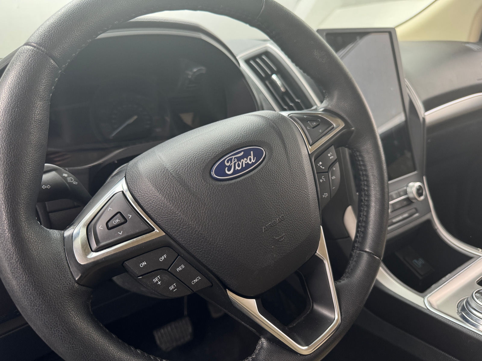 Thumbnail: 2022 Ford Edge - 4