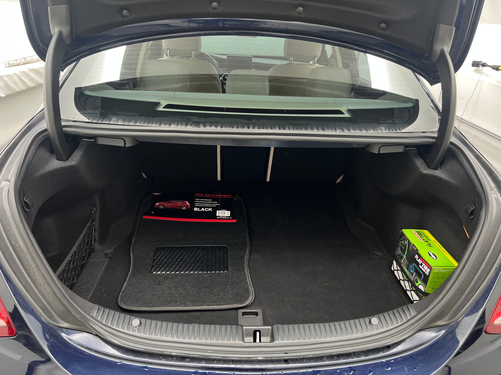 Thumbnail: 2017 Mercedes-Benz C-Class - 6