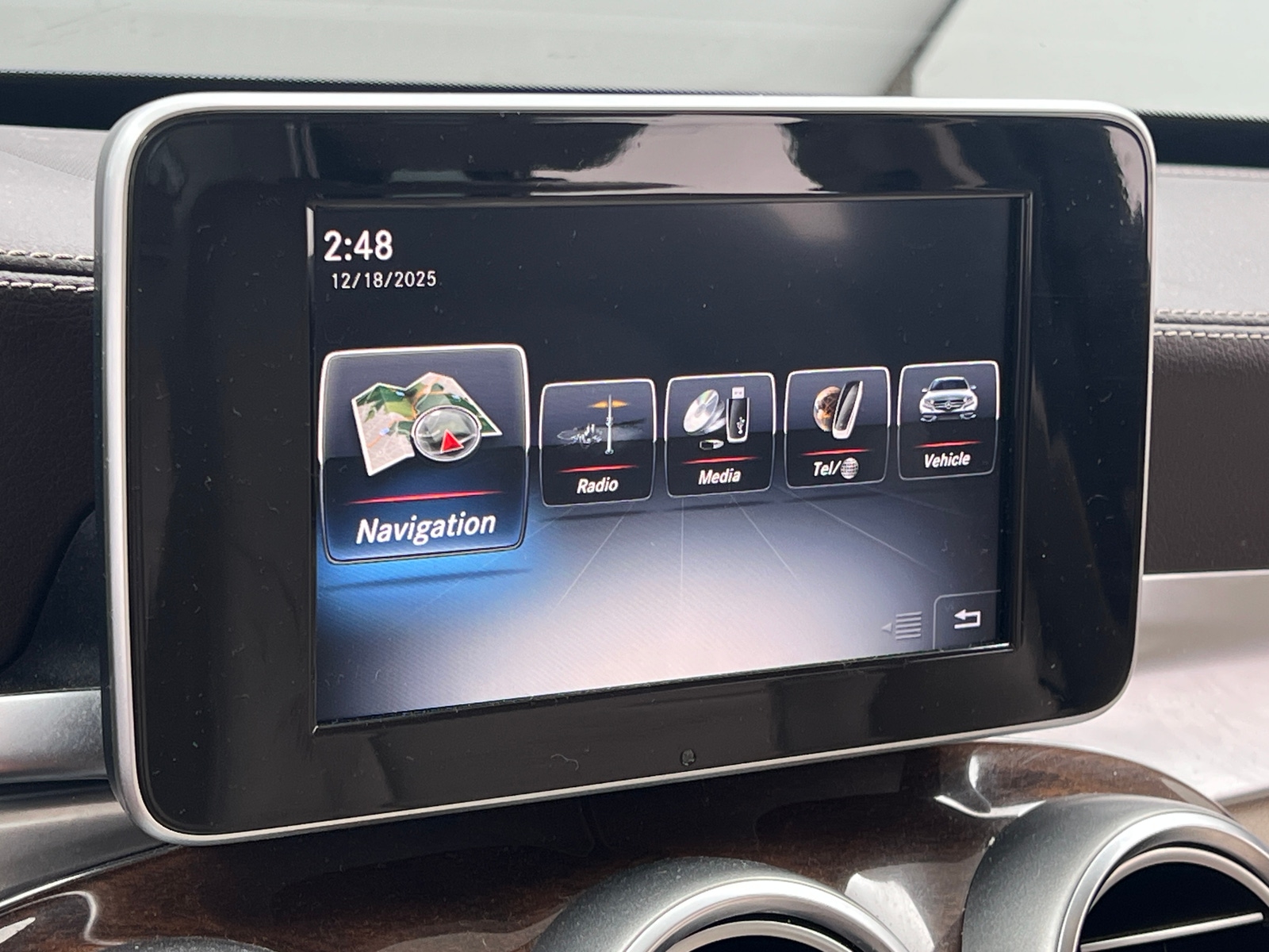 Thumbnail: 2017 Mercedes-Benz C-Class - 3