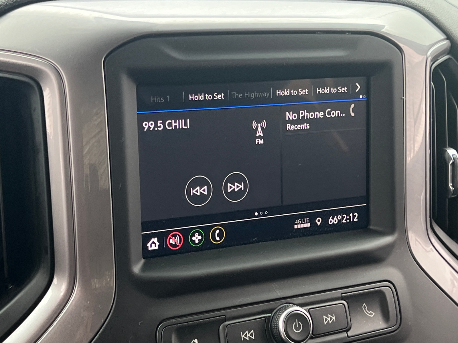 Thumbnail: 2022 Chevrolet Silverado 1500 - 4