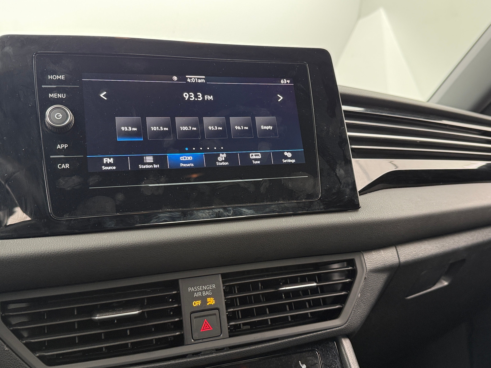 Thumbnail: 2025 Volkswagen Jetta - 4