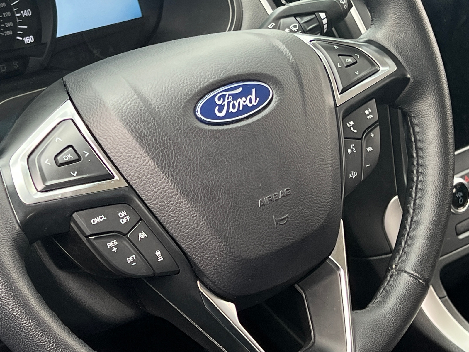 Thumbnail: 2024 Ford Edge - 4