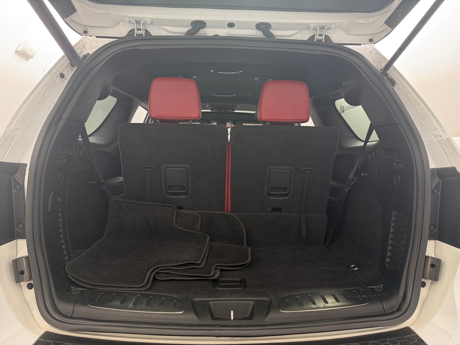 Thumbnail: 2017 Dodge Durango - 6