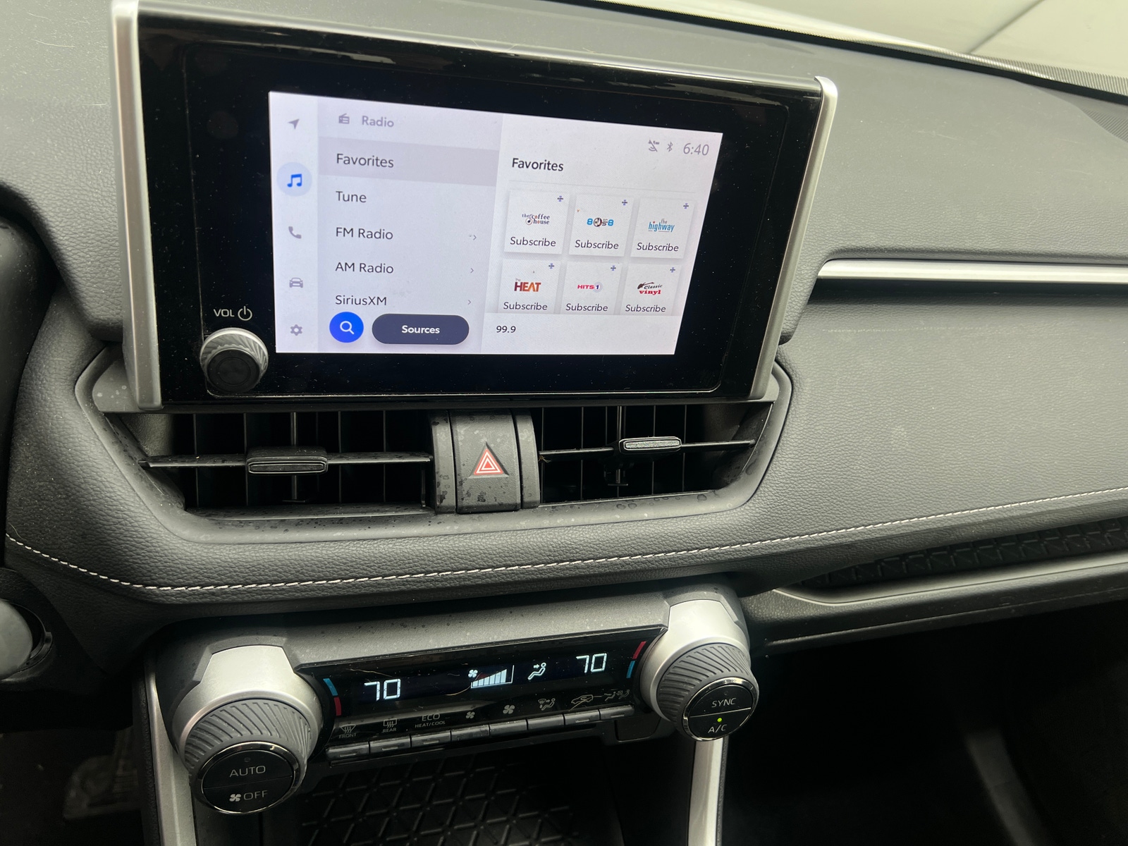 Thumbnail: 2024 Toyota RAV4 - 4