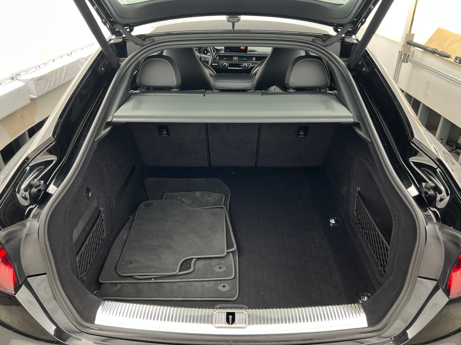 Thumbnail: 2018 Audi S5 - 6