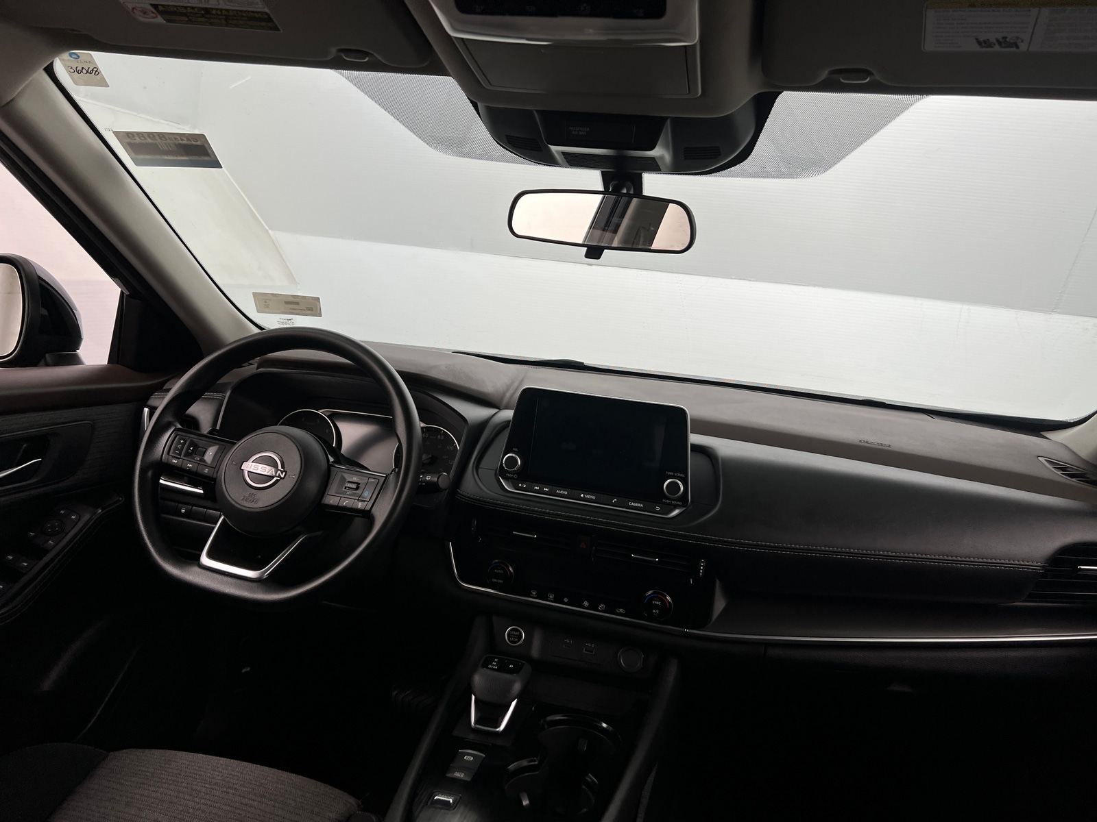 Thumbnail: 2023 Nissan Rogue - 3