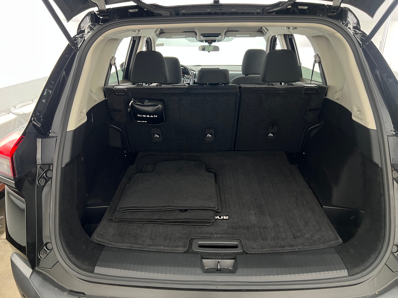 Thumbnail: 2023 Nissan Rogue - 7