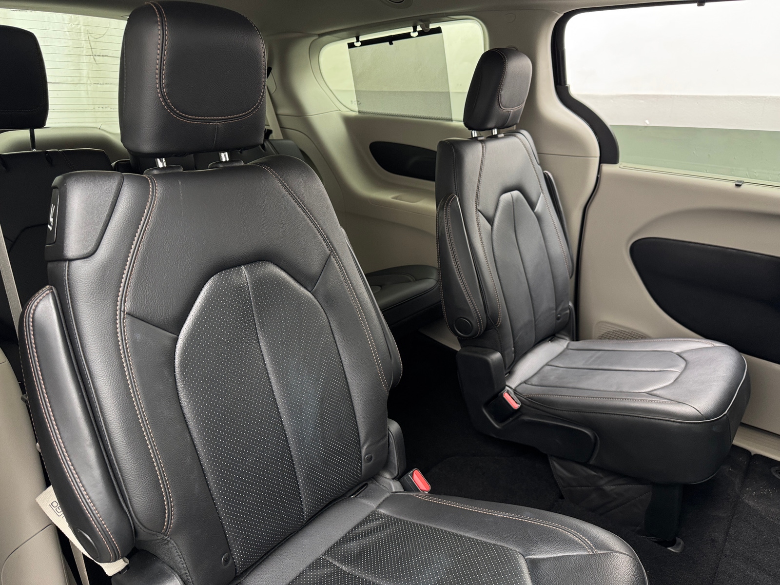 Thumbnail: 2019 Chrysler Pacifica - 5