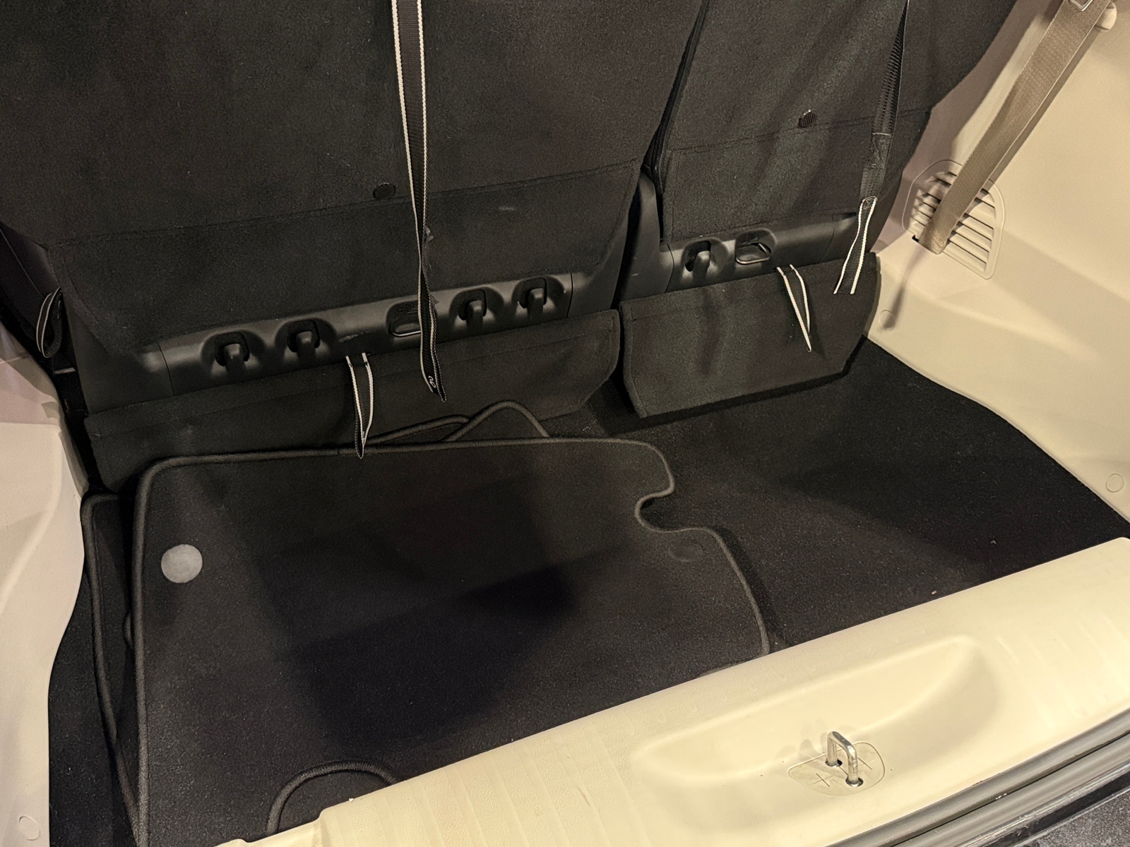 Thumbnail: 2019 Chrysler Pacifica - 6