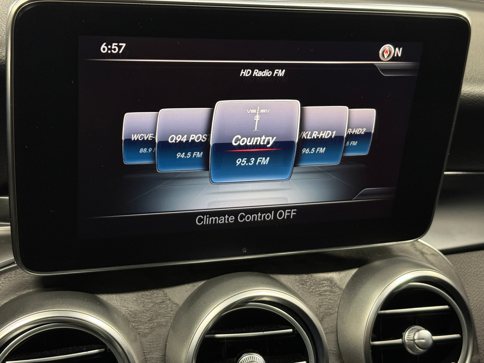 Thumbnail: 2017 Mercedes-Benz C-Class - 3