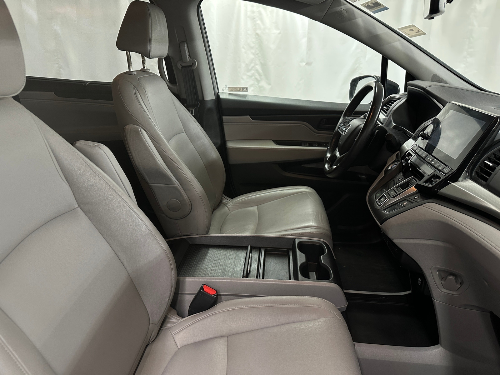 Thumbnail: 2018 Honda Odyssey - 2