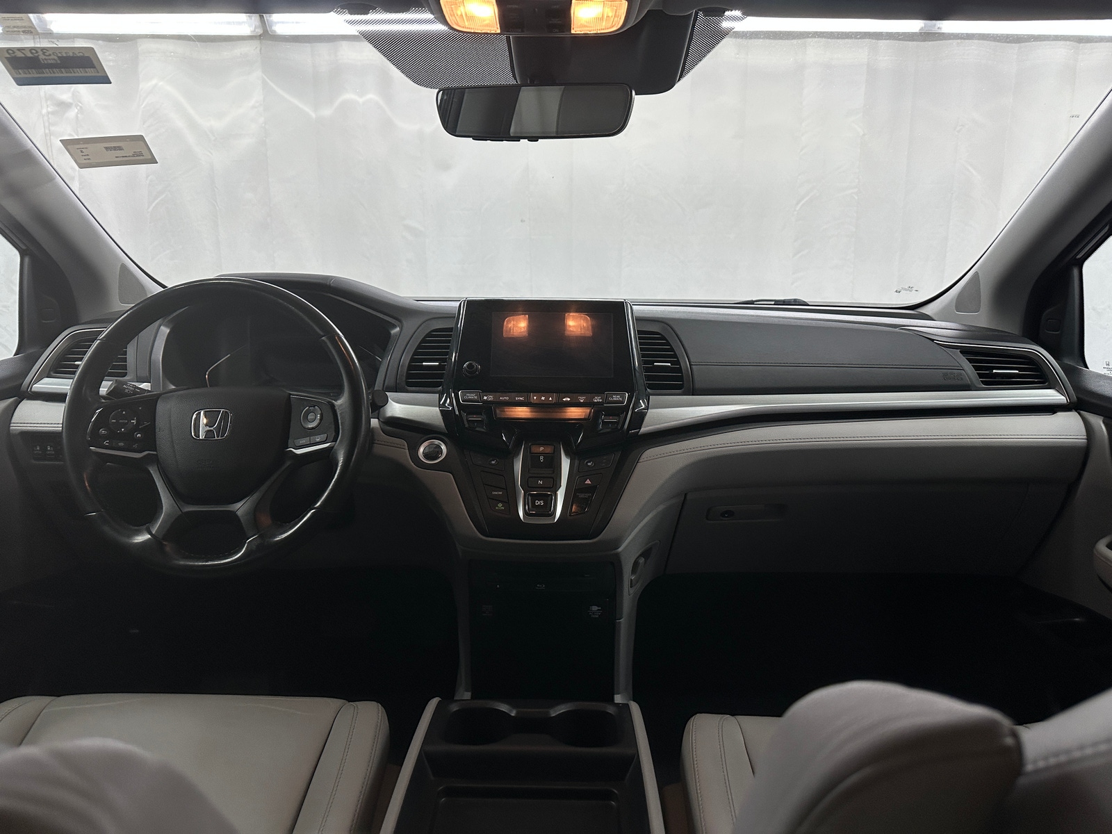 Thumbnail: 2018 Honda Odyssey - 3