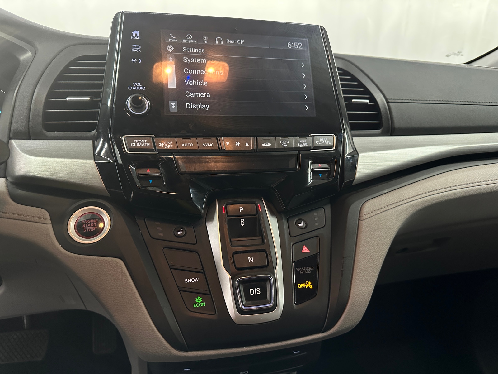 Thumbnail: 2018 Honda Odyssey - 4