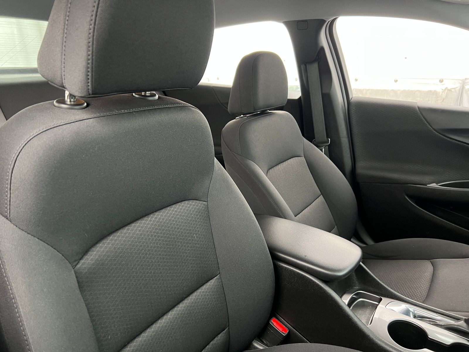 Thumbnail: 2022 Chevrolet Malibu - 2