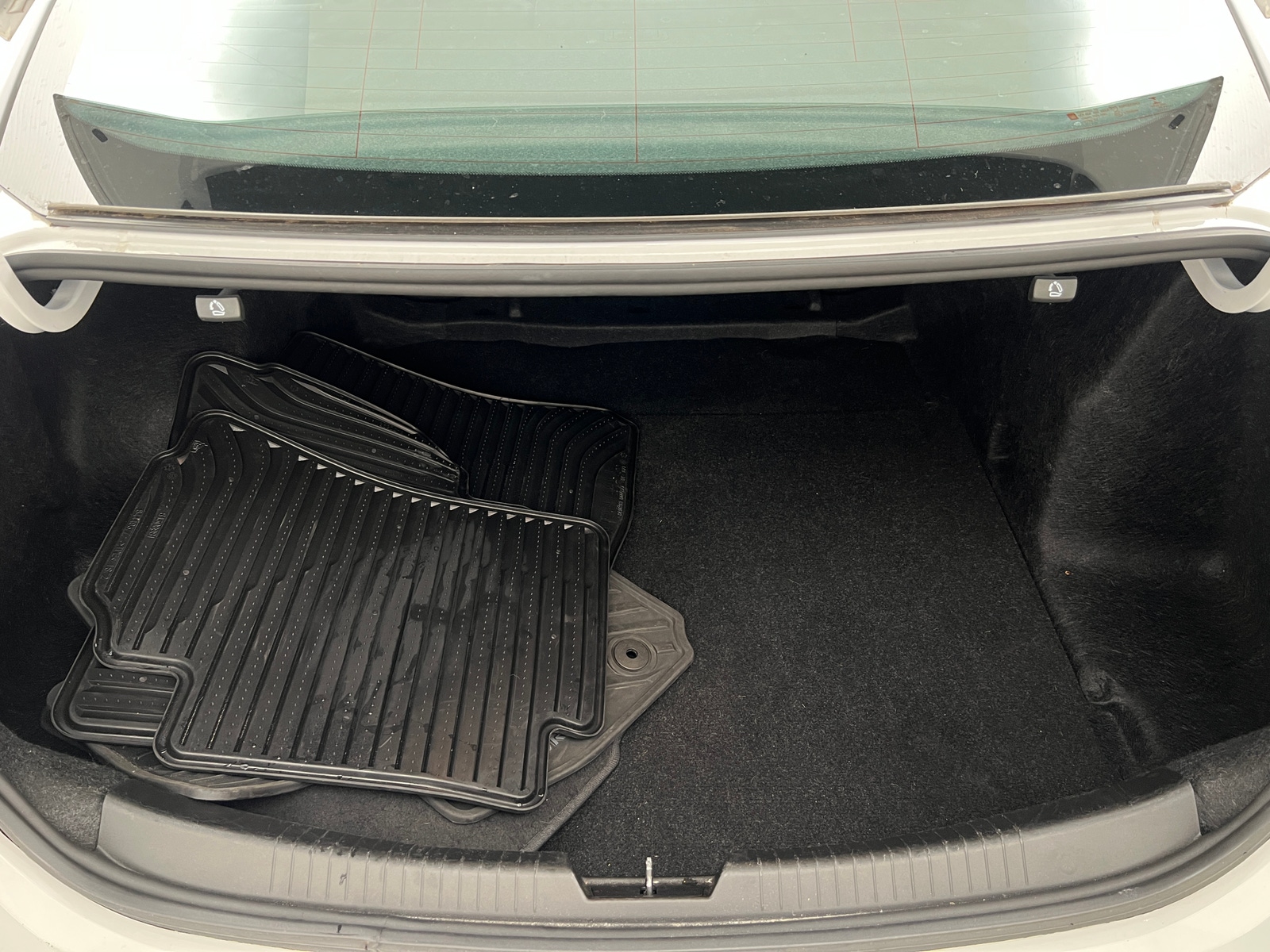 Thumbnail: 2022 Chevrolet Malibu - 7