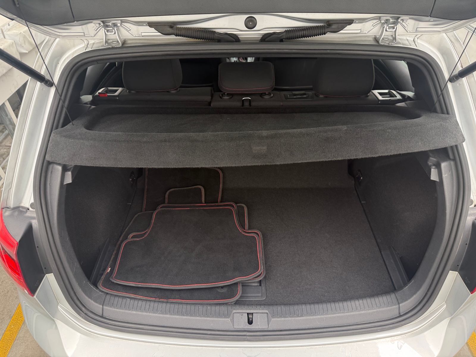 Thumbnail: 2017 Volkswagen Golf - 7