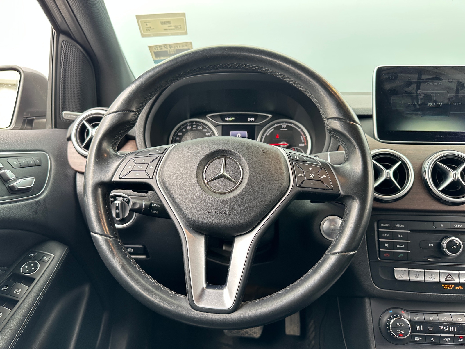 Thumbnail: 2016 Mercedes-Benz B-Class - 4