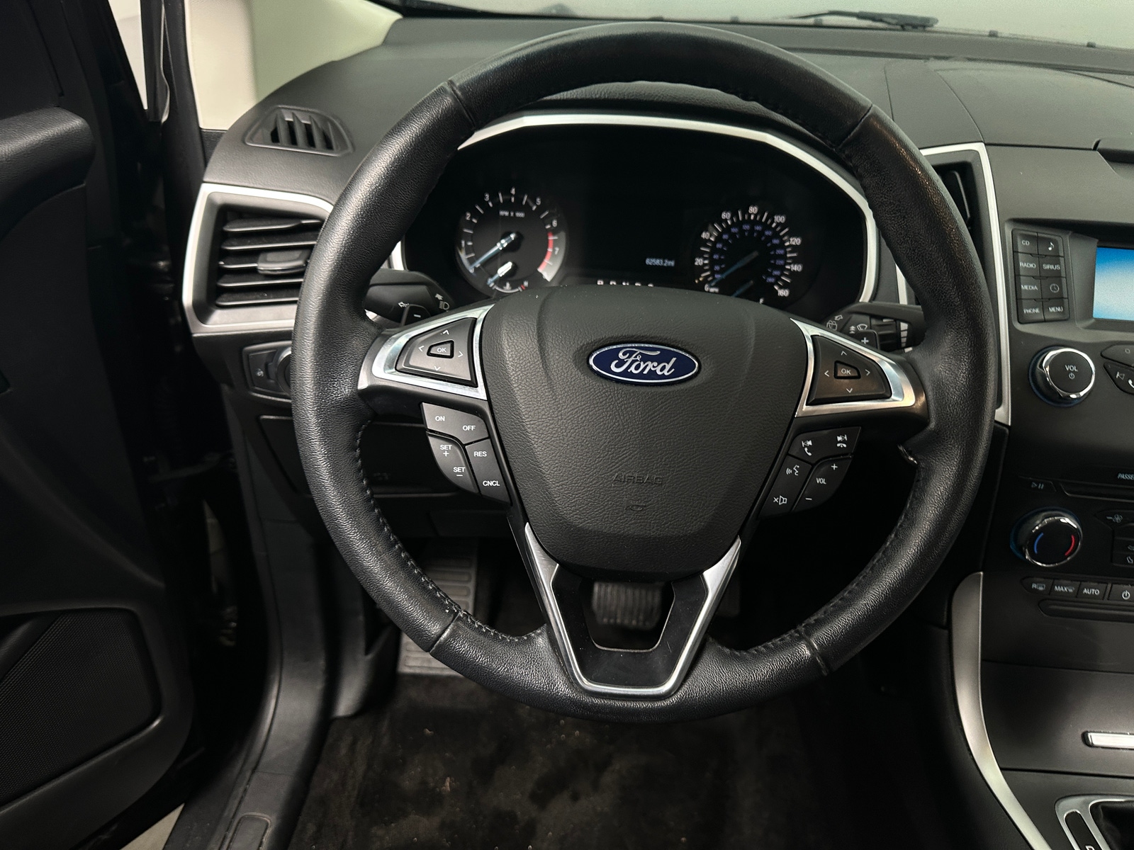 Thumbnail: 2018 Ford Edge - 5